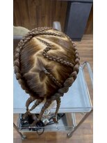 ヒロ(HIRO)&nbsp;コーンロウ