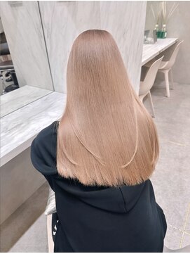 ロンド レア 天神大名店(Lond Le’a) ホワイトブロンド/イメチェンヘアスタイル/美髪のススメ