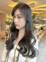 ビーチ(BEACH)&nbsp;透明感オリーブグレージュ顔まわりカット