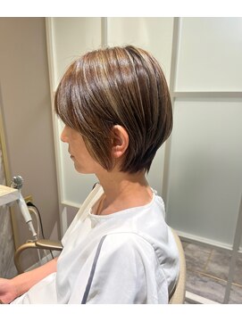 トッカ 高槻店(tocca) ハイライト×オリーブベージュ