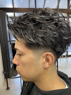 MEN’S HAIR/サーフカール/刈り上げセンター/千葉駅