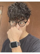 アットラブ バイ ベル(at'LAV by Belle) men'shair/センターパート/ツーブロック/シャドウパーマ