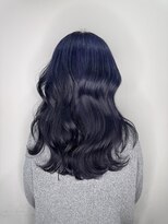 アン(Hair make un)&nbsp;ネイビーブルー