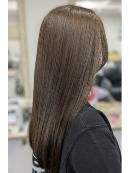 ブリエ(Briller)の写真/髪質改善もお任せ!アルテマストレートで自然な仕上がりに。クセやうねりを解消し、美髪へ導きます♪