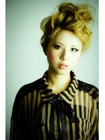 リオ(rio) ソフトモヒカンアップスタイル