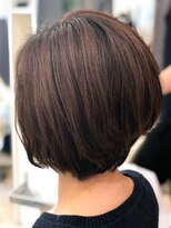 ミーティア バイ クアトロ(Meteor By QUATRO)&nbsp;エレガントショートボブ