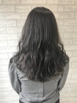 ジーナ 梅田(Zina) Zina グレージュ☆無造作ウェーブ♪