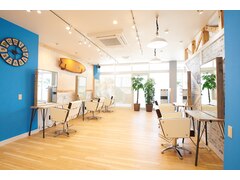 Agu hair Tea 狭山店【アグ ヘアー ティア】