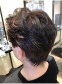 ハイライト ショートヘアー。