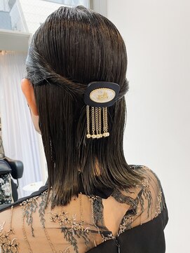 ネリー 銀座(NERIE) タイトお呼ばれアレンジ◎【銀座ヘアセット】