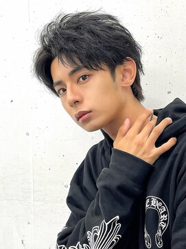 アーリー(Ali'i) ツイストスパイラルパーマ爽やかリバースアップバングショート