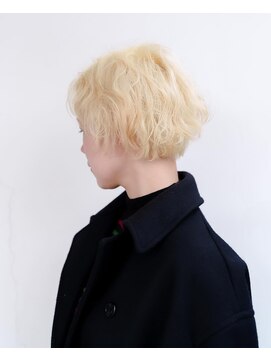 サロン マーニ(salon m ni) ハイトーンくせ毛ショート