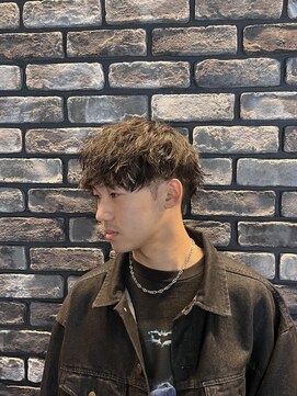 ギヴヘアインダストリー(Give hair industry) 波巻きスパイラルパーマツイストスパイラルパーママッシュ