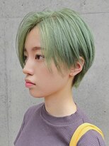 シャロン(SHARON)&nbsp;【SHARON原宿】ナチュラルハンサムショート×透け感グリ-ンカラ-