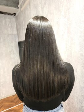 ジーナ 船橋(Zina) 髪質改善*ロングレイヤーグレーベージュ*美髪【Zina船橋】