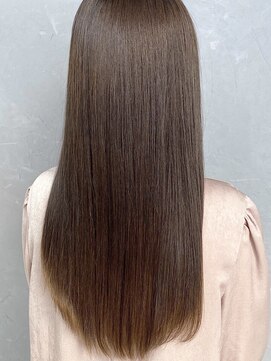 エクラ 熊本上通店(eclat) 潤艶ロングヘアー