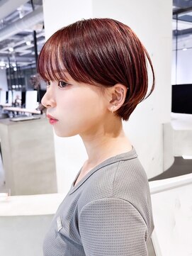 ショートくびれヘア顔周りレイヤー_ba534932