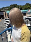 ミルクティーベージュ