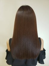 ダブリュー(W) つるりんちょ髪質改善ストレート