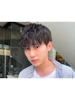 ＳＮＳで超話題!!読者モデル・芸能人にも人気の理由は、王道なのに"圧倒的に"格好いいスタイルだから