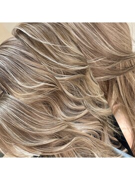 ブレンド 渋谷(BLend) ハイライトカラーミディアムヘア暗めカラーデザインカラー