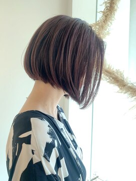 コキュウ(co-kyu) 顔まわり可愛く 前下がりボブ 大人ボブ