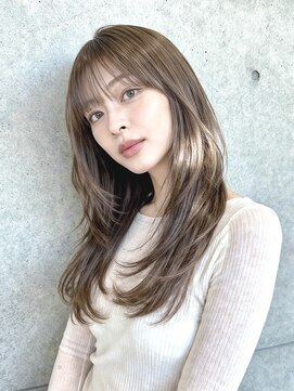 ボタン(botan) 「透明感×柔らかレイヤーで、30代の“大人可愛い”を最大化。」