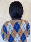 ブルーブラック 外ハネボブ くびれヘア ミディアムレイヤー 艶髪