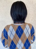 プリモ ココ 鍋島店(Primo coco.)&nbsp;ブルーブラック 外ハネボブ くびれヘア ミディアムレイヤー 艶髪