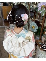 ビハツヤ(BIHATSU-YA)&nbsp;ツイン団子ヘアセット