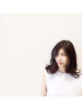 シュールトルワ(SUR TROIS) ヘルシーネイビーボブ