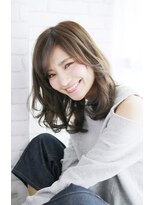 トランクイル サフリック(TRAN9UIL safric)&nbsp;20代・30代・40代　いい女見えロング