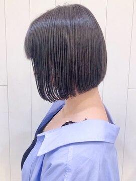 アイティー バイ アルバム 浦和店(IT by ALBUM) ミニボブ_クールショートピンクベージュボブルフ_ba309281