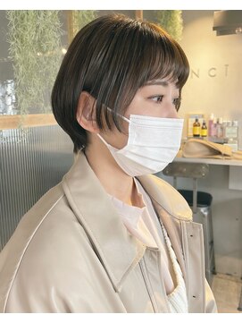 エンシー(ENCI) 丸みショート/オリーブベージュ