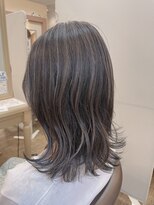 アルターリール(aL ter Rire) 【Rire尚平】極細ハイライト×グレーアッシュ