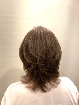 六本木美容室 西麻布店 シルバーウルフレイヤーカット