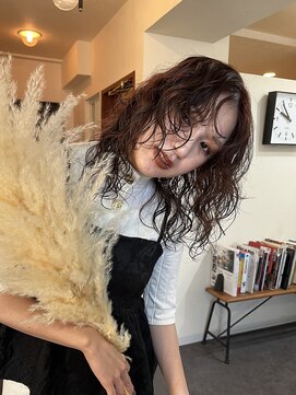 カルテ(QUARTE) 細かめレイヤーパーマ