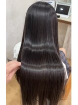 カラーサロンビスカリア 相模原エリア 淵野辺駅店(Color salon Biscaria)&nbsp;艶髪フェミニンロング　【髪質改善】