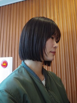 ビュートリアム 鎌倉小町(BEAUTRIUM) ぱつっとボブ/顔周りレイヤー/BEAUTRIUM鎌倉 カギワダ