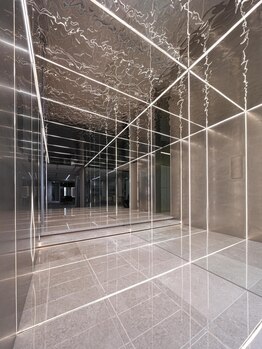 シュルール 所沢プロぺ通り店(chorule)の写真/美術館がテーマの店内で、身も心も癒される至福のひと時を…♪居心地の良さを是非体感してください＊