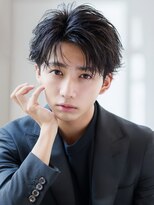 オーシャントーキョー サニー 原宿(OCEAN TOKYO Sunny)&nbsp;フェザーパーマセンターパートニュアンスパーマ韓国マッシュ黒髪