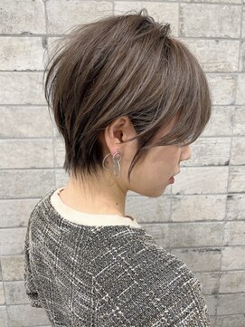 コモダ 神戸三宮(comoda) ショコラベージュ / ショートカット