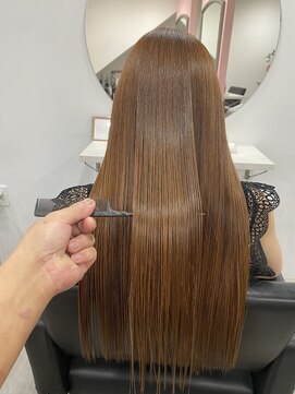 髪質改善カラーで艶々beige