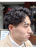 ツーブロック×ルーズパーマ×大人フェード