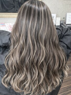 モルト 麻生(molt) ハイライト