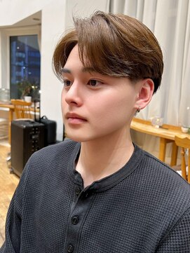 バイオレット 表参道店(Violet) ナチュラルセンターパートニュアンスパーマフェザーパーマ