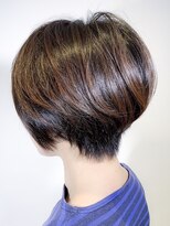 ビアンコ(BlANCO)&nbsp;【BLANCO北堀江】3Dカラーで乾かすだけで決まる奥行きショート