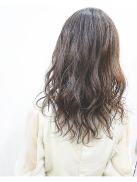 ジェナ(Jena) スモーキートパーズ×ハイレイヤーウェーブ