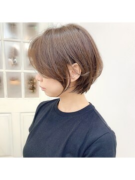 アリュウル 表参道(ALLURE) レザーカットで作るショートスタイル【水越】