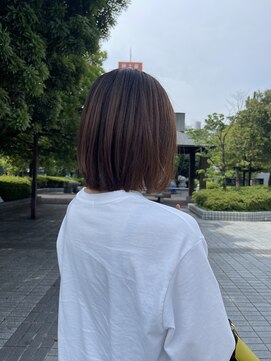 リー(Ly) カラー